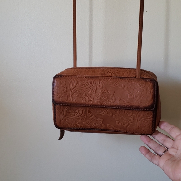 mundi Handbags - Mundi leather crossbody  bag